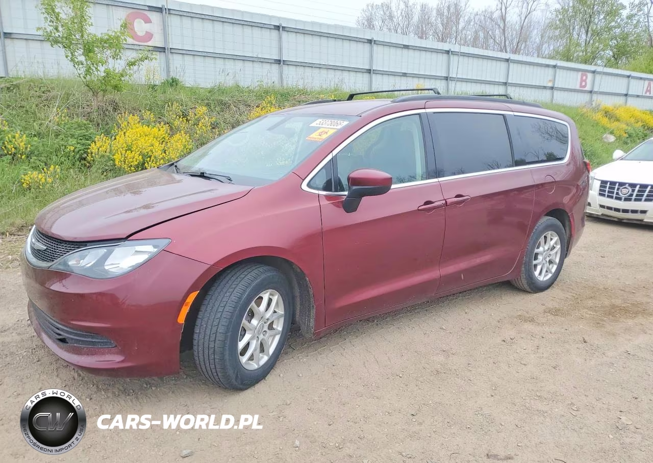 2020 Chrysler Voyager Lxi