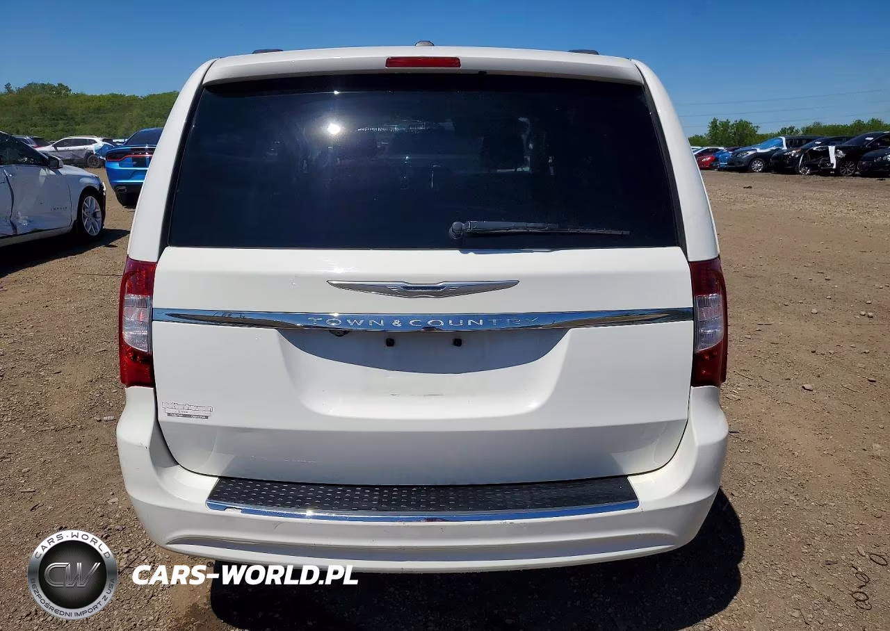 2013 Chrysler Town & Country Touring VIN:2C4RC1BGXDR745641 - 6
