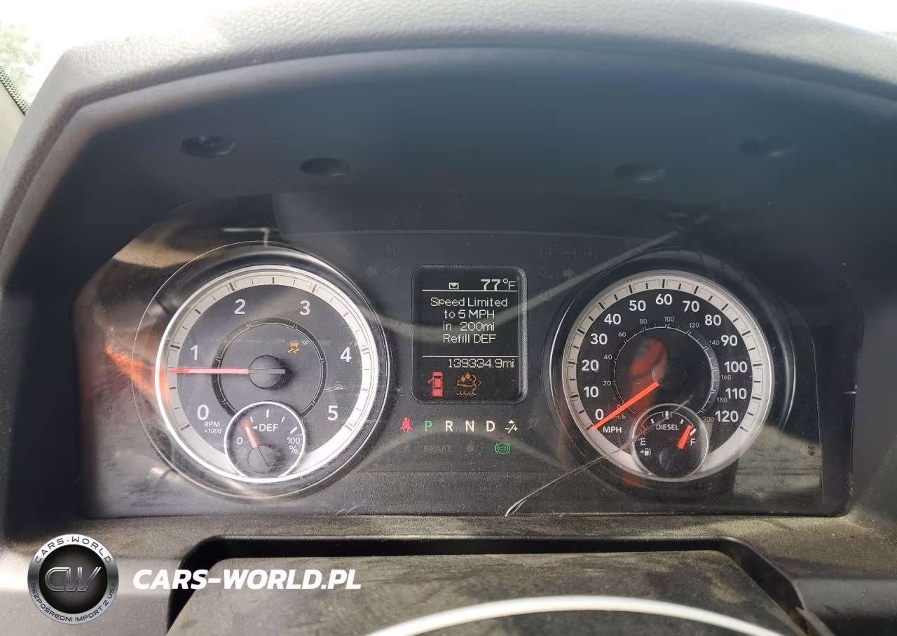 2018 Ram 5500 VIN:3C7WRNFLXJG157341 - 9