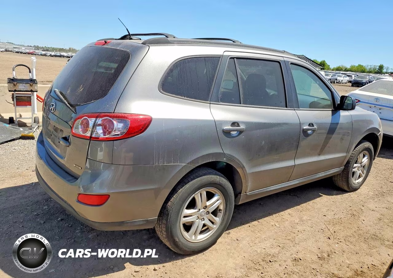 2012 Hyundai Santa Fe VIN:5XYZGDAB6CG123455 - 3