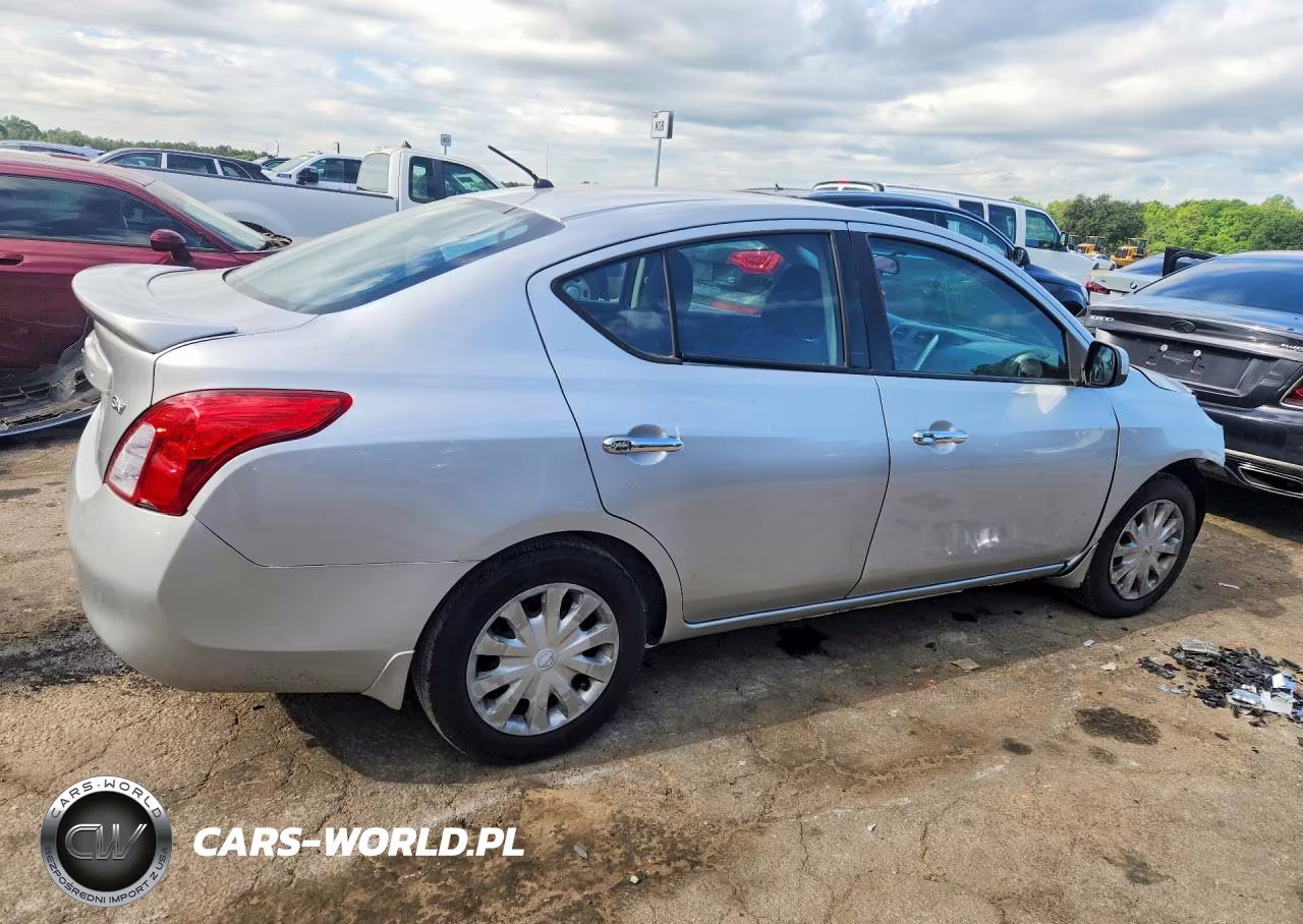 2014 Nissan Versa 1.6 S VIN:3N1CN7AP1EL814075 - 3