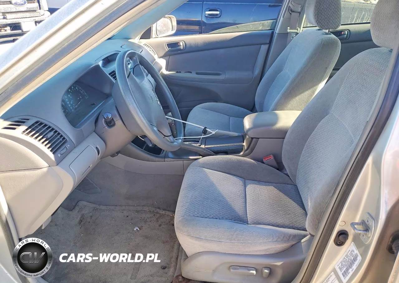 2003 Toyota Camry Le VIN:4T1BE32K63U676228 - 7
