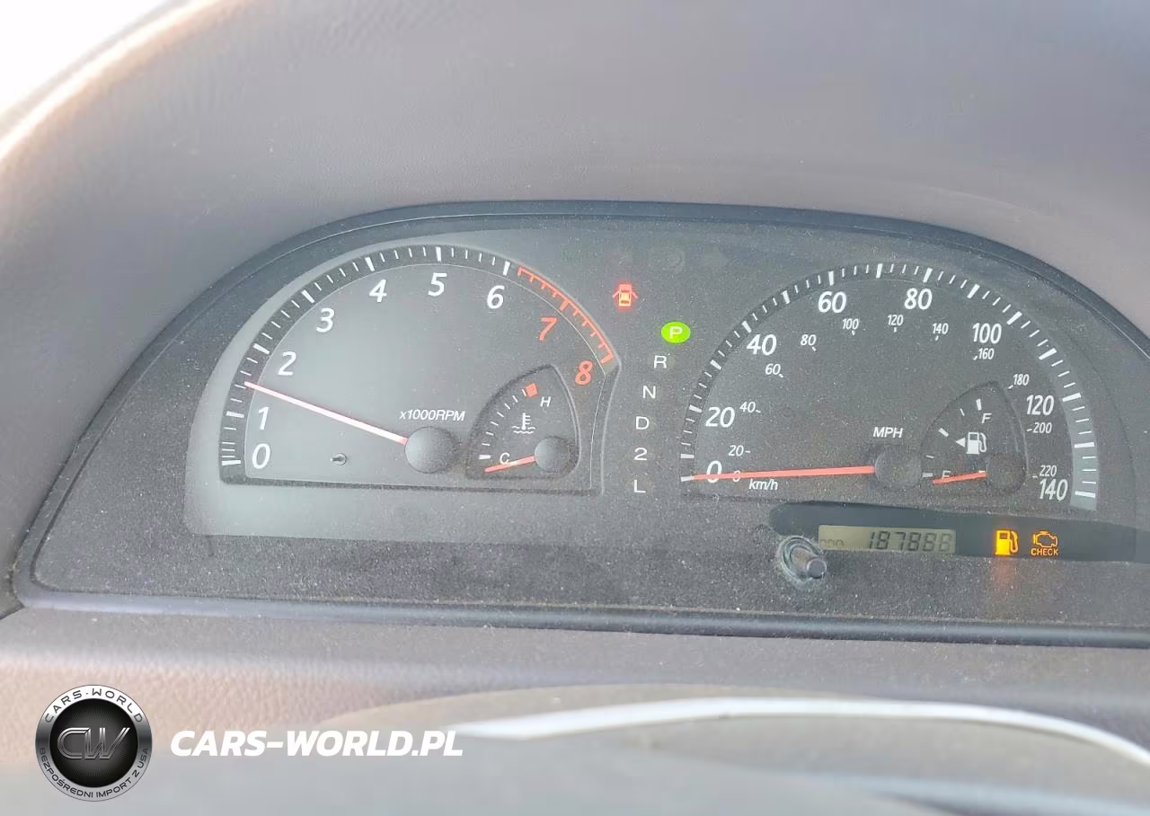 2003 Toyota Camry Le VIN:4T1BE32K63U676228 - 9