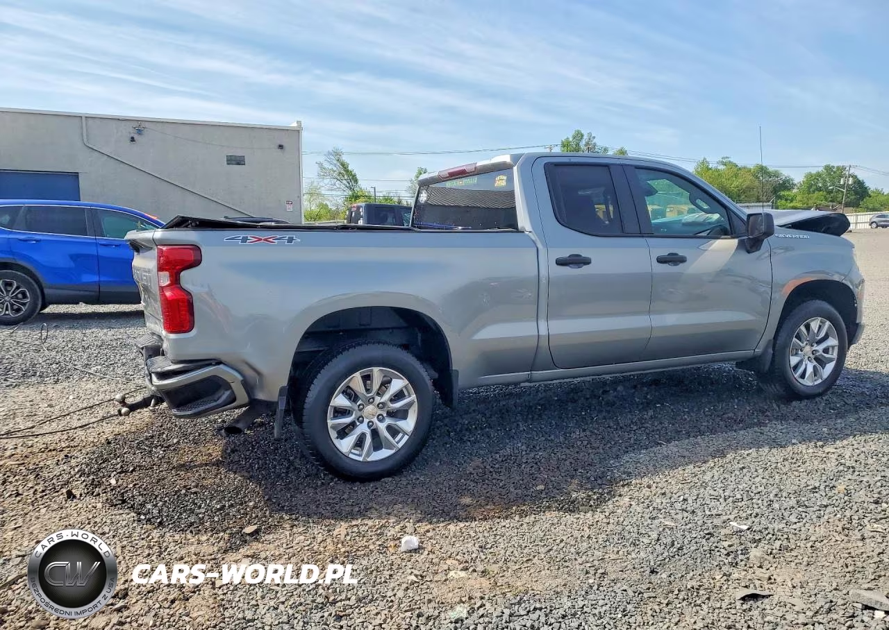 2024 Chevrolet Silverado K1500 Custom VIN:1GCRDBEK9RZ148285 - 3