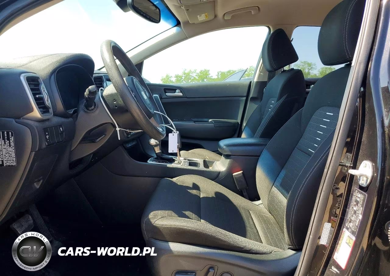 2019 Kia Sportage Lx VIN:KNDPMCAC0K7555182 - 7