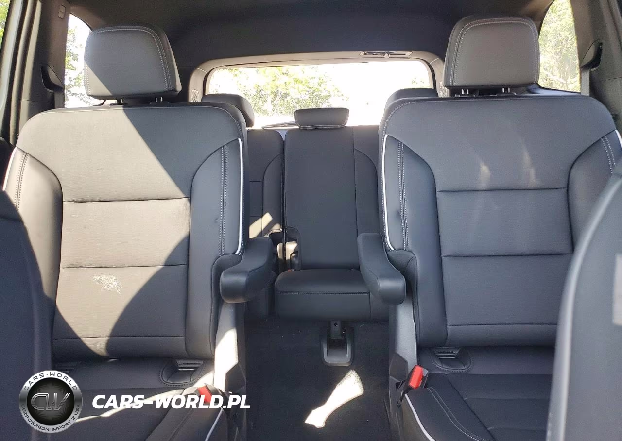 2025 Buick Enclave Preferred VIN:5GAERARS8SJ143654 - 10