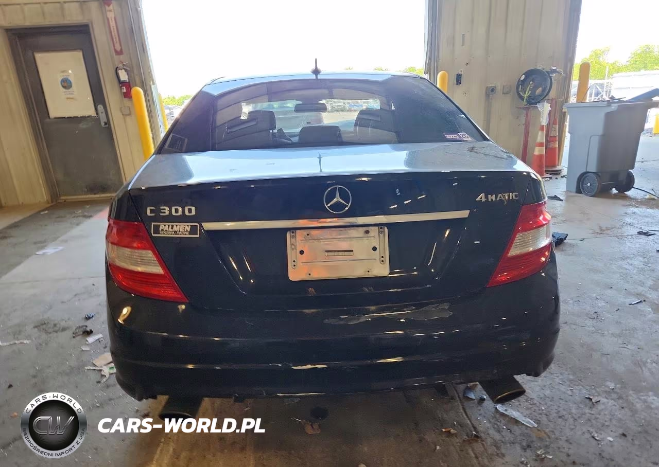 2011 Mercedes-Benz C 300 4Matic VIN:WDDGF8BB1BR135244 - 6