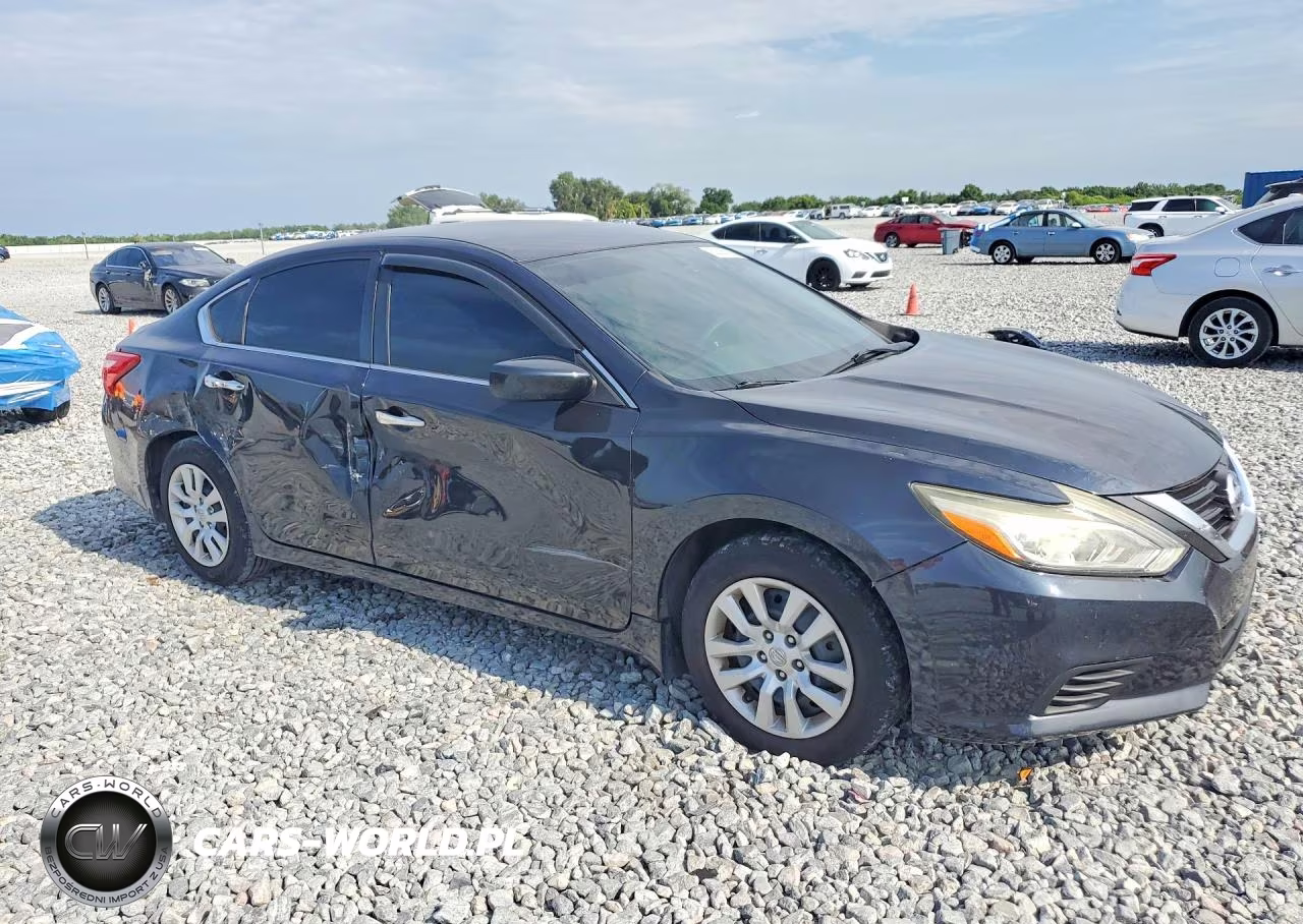 2017 Nissan Altima 2.5 S VIN:1N4AL3AP4HC253847 - 4