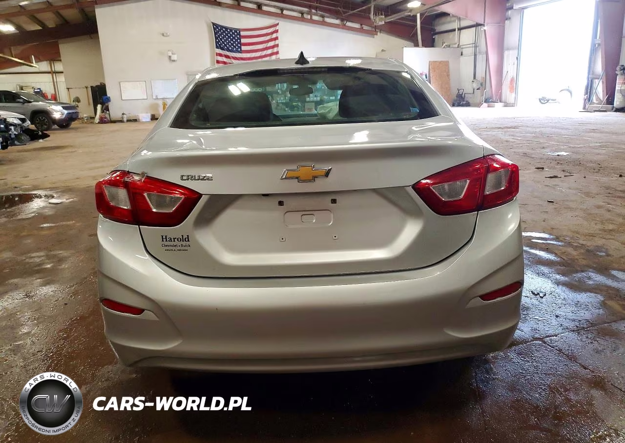 2017 Chevrolet Cruze Ls VIN:1G1BC5SM7H7125957 - 6