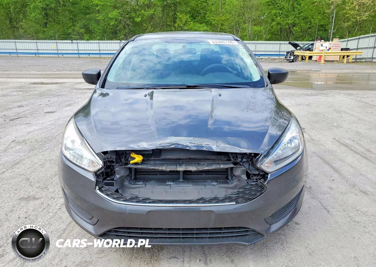2018 Ford Focus S VIN:1FADP3E22JL266649 - 5