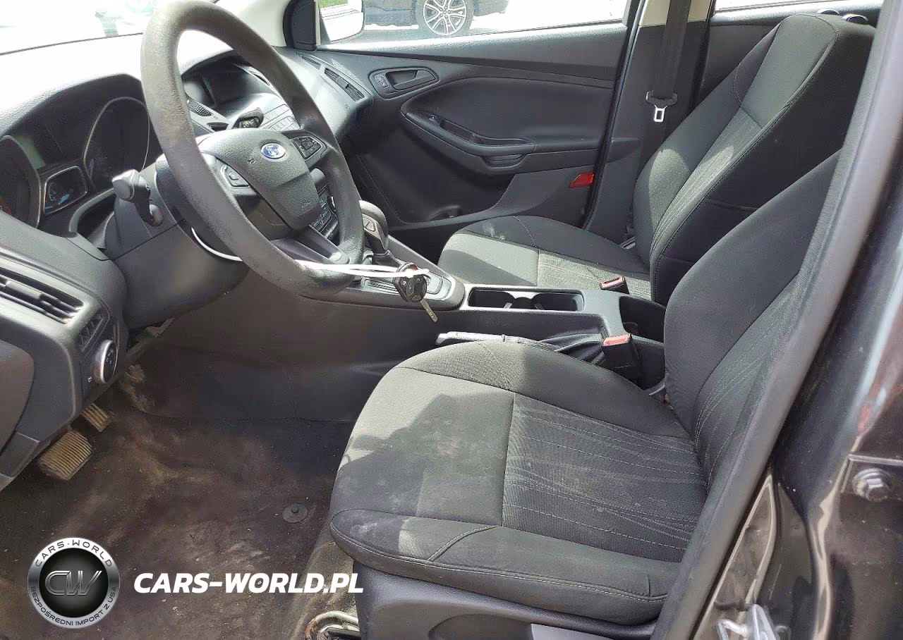 2018 Ford Focus S VIN:1FADP3E22JL266649 - 7