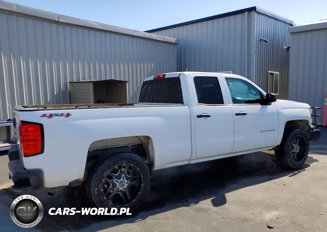 2015 Chevrolet Silverado K1500 VIN:1GCVKPEC9FZ218499 - 3