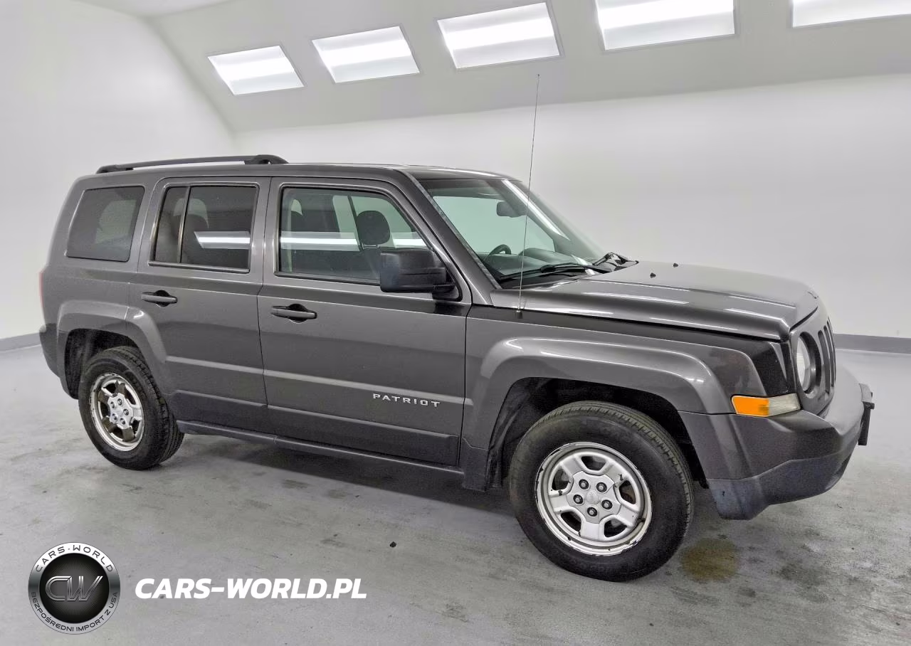 2016 Jeep Patriot Sport VIN:1C4NJPBA5GD664850 - 4