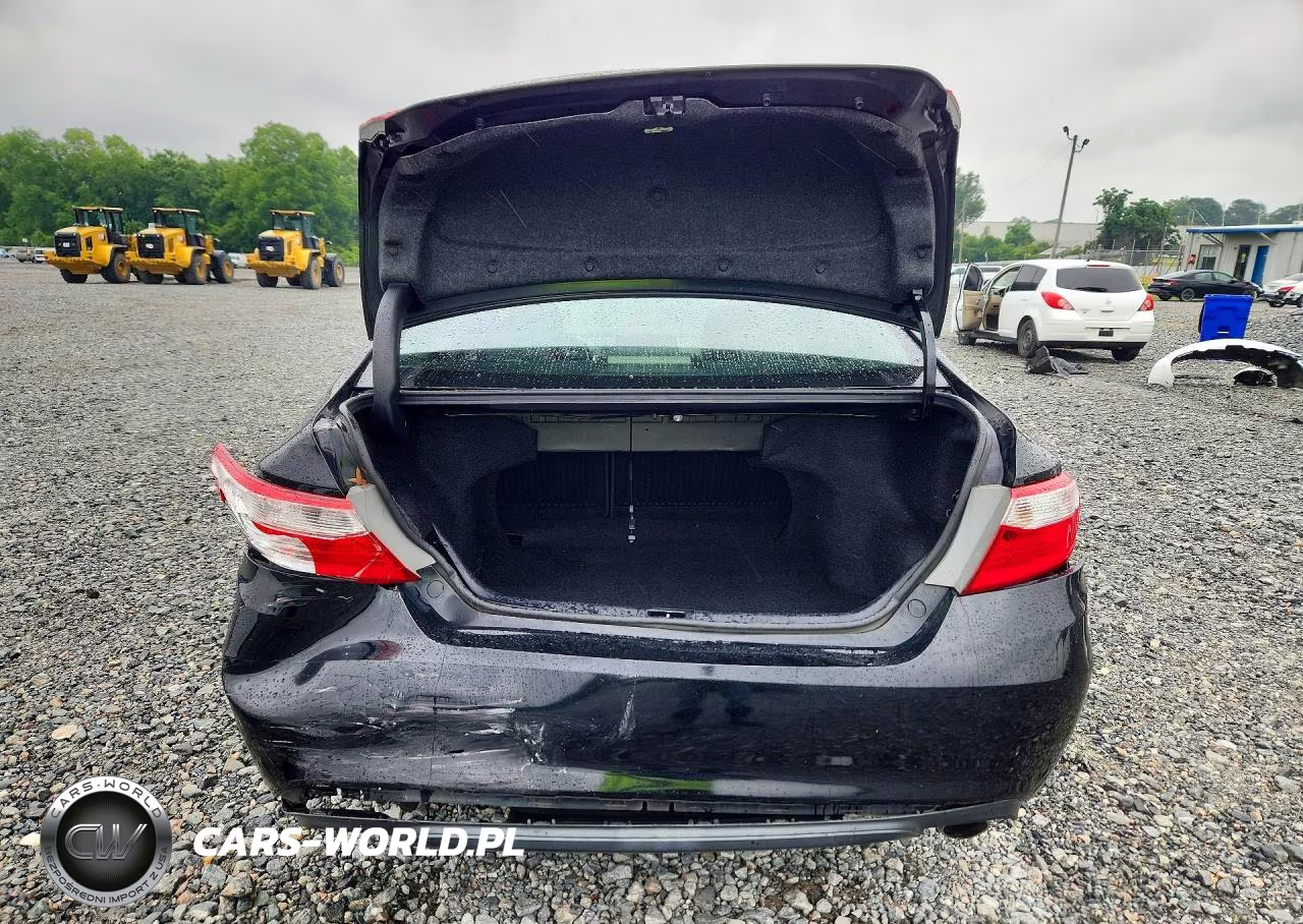 2017 Toyota Camry Se VIN:4T1BF1FK6HU672649 - 6