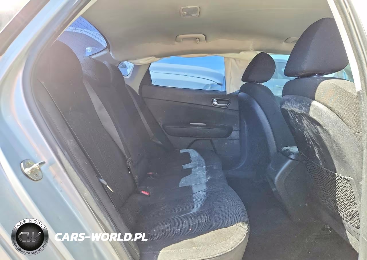 2019 Kia Optima Lx VIN:5XXGT4L36KG275134 - 10