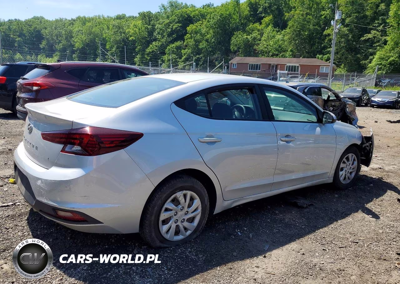 2019 Hyundai Elantra Se VIN:5NPD74LF3KH484854 - 3