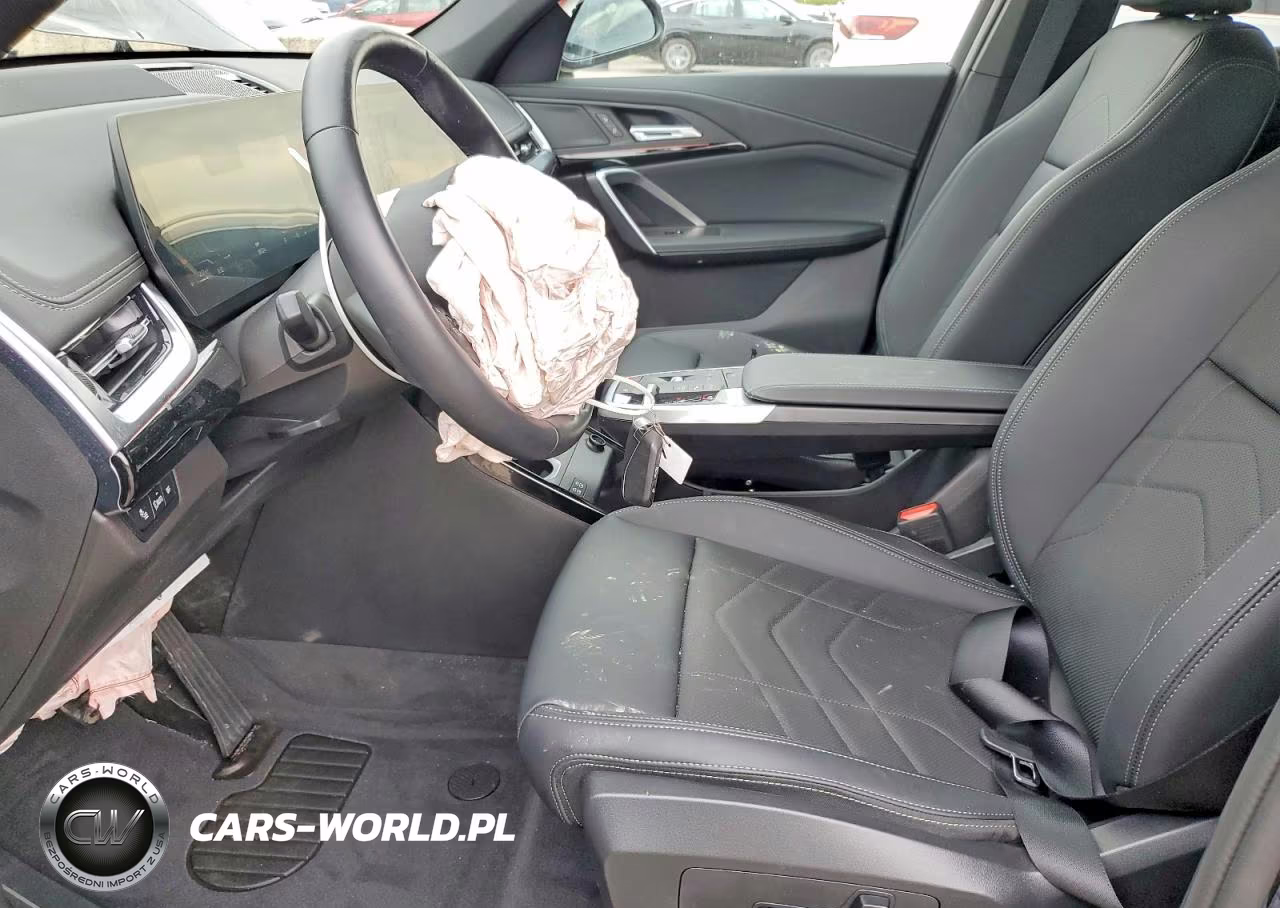 2026 BMW X1 xDrive28I VIN:WBX73EF00T5404016 - 7
