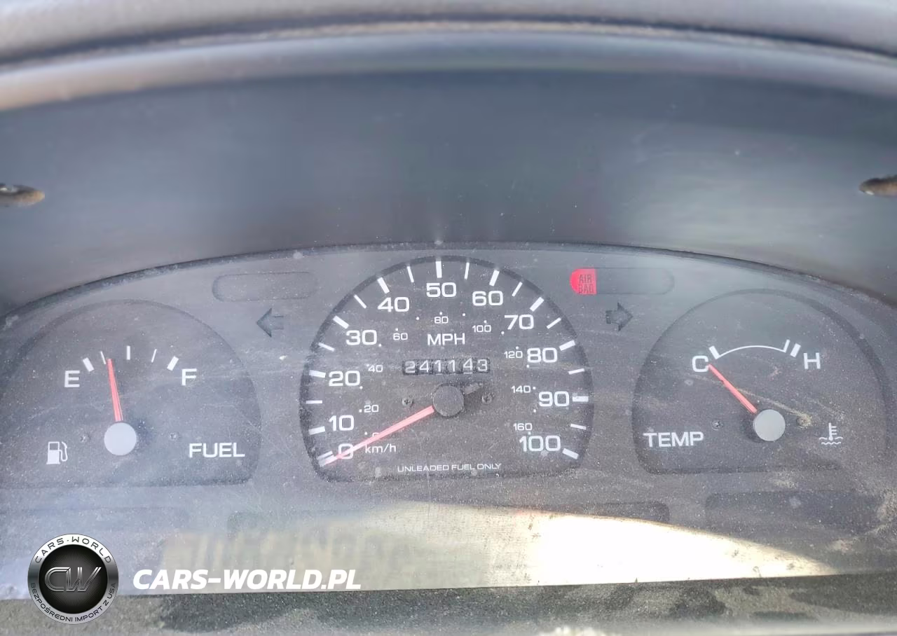 1996 Nissan Truck Base VIN:1N6SD11S3TC377540 - 9