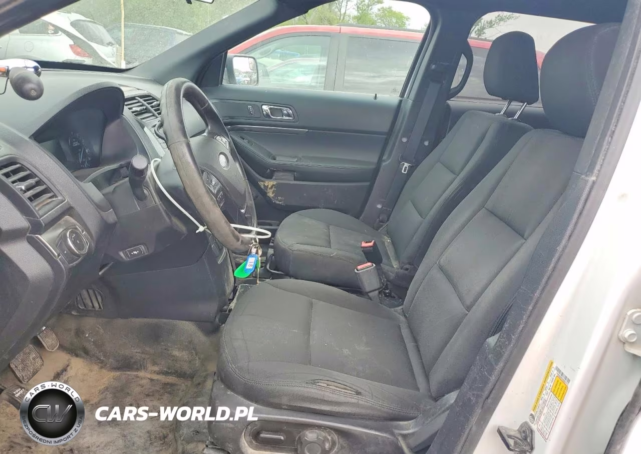 2017 Ford Explorer Police Interceptor VIN:1FM5K8AR7HGD57573 - 7