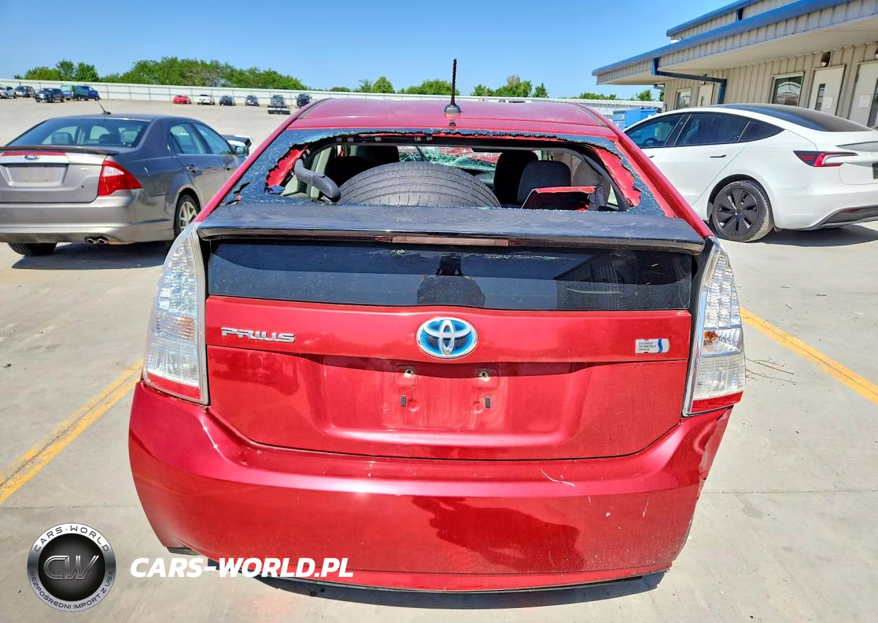 2011 Toyota Prius Two VIN:JTDKN3DU2B0266860 - 6