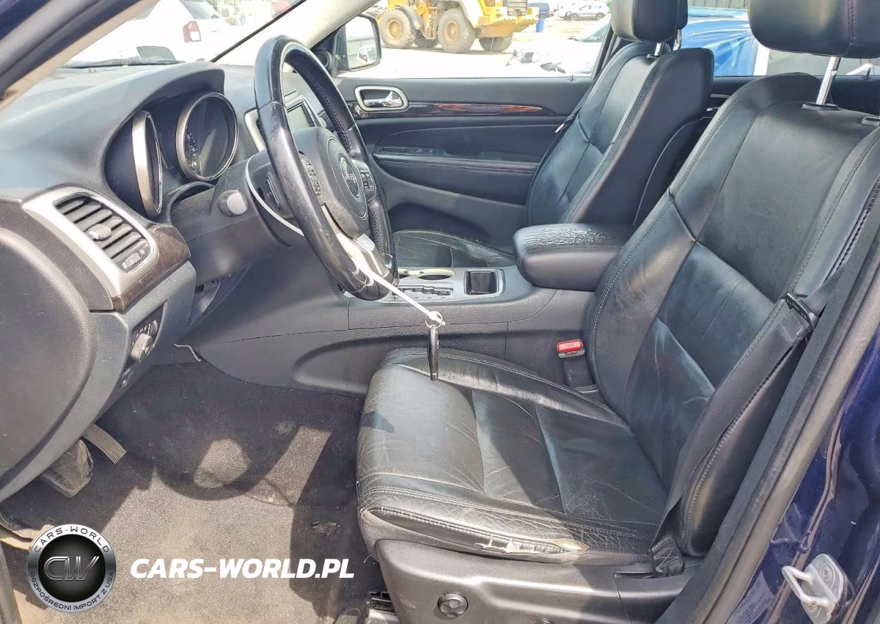 2012 Jeep Grand Cherokee Laredo VIN:1C4RJFAGXCC216654 - 7