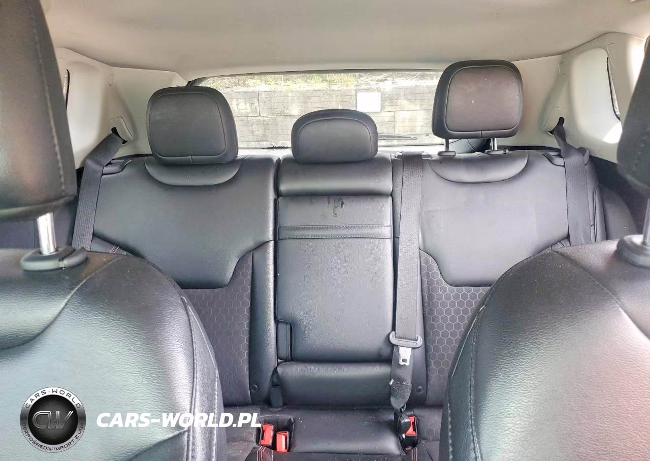 2019 Jeep Compass Latitude VIN:3C4NJDBB7KT656114 - 10