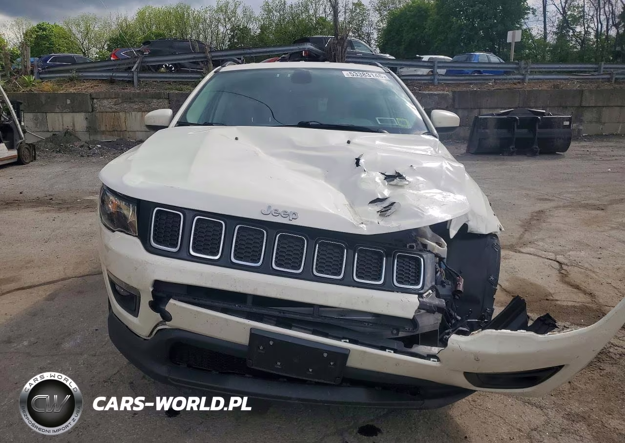2019 Jeep Compass Latitude VIN:3C4NJDBB7KT656114 - 5