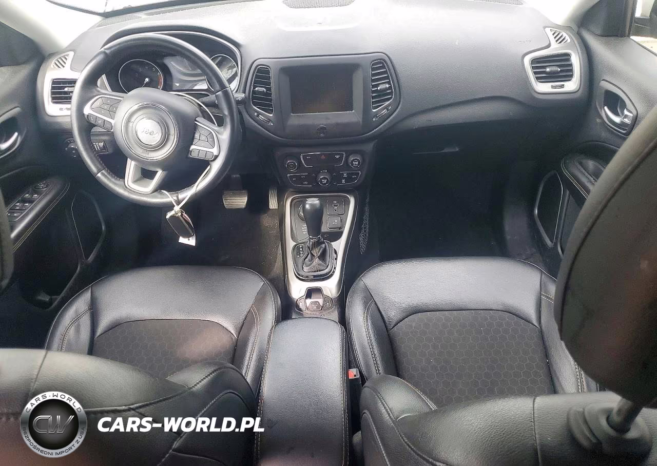 2019 Jeep Compass Latitude VIN:3C4NJDBB7KT656114 - 8