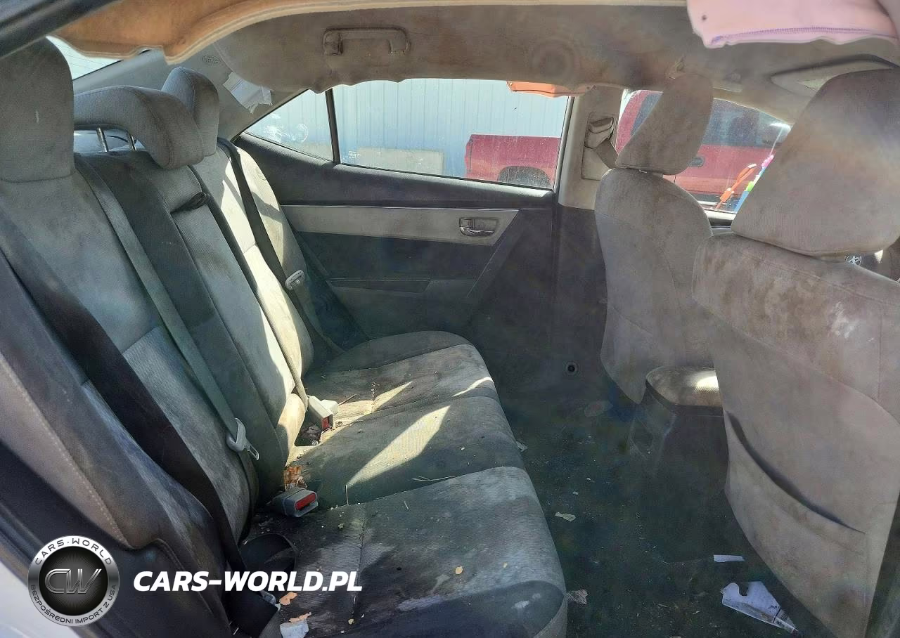 2018 Toyota Corolla Le VIN:2T1BURHE2JC991811 - 10