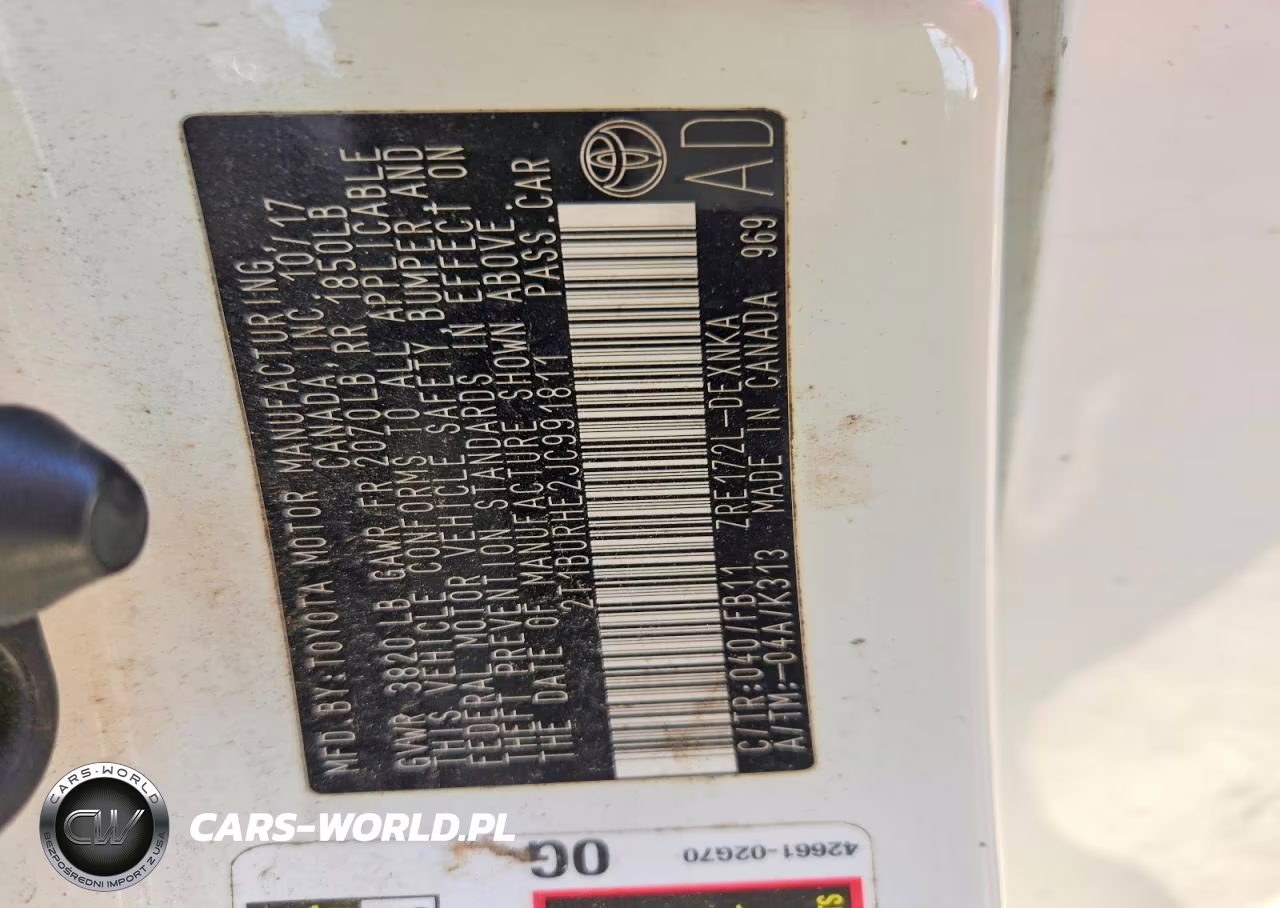 2018 Toyota Corolla Le VIN:2T1BURHE2JC991811 - 12