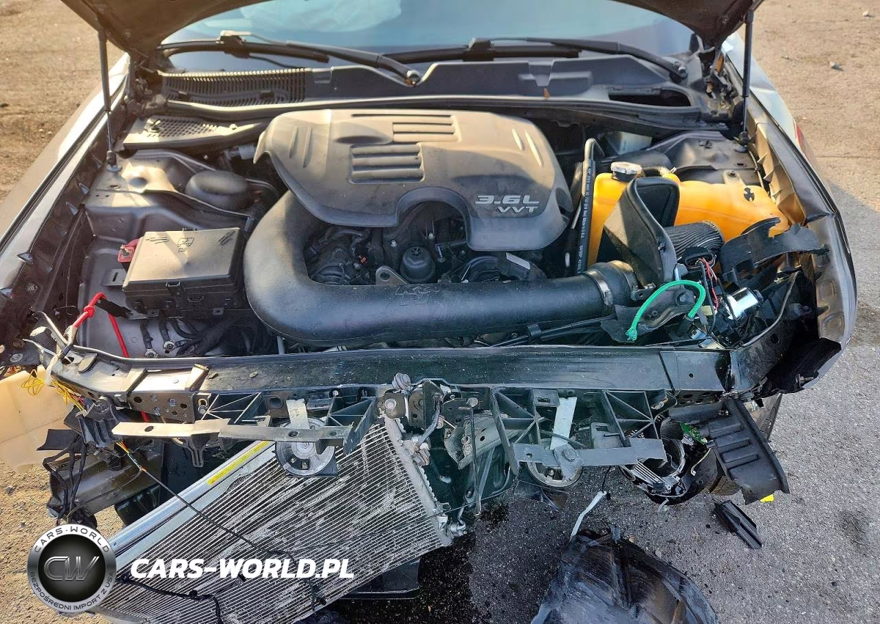 2018 Dodge Challenger Sxt VIN:2C3CDZAG9JH232843 - 11