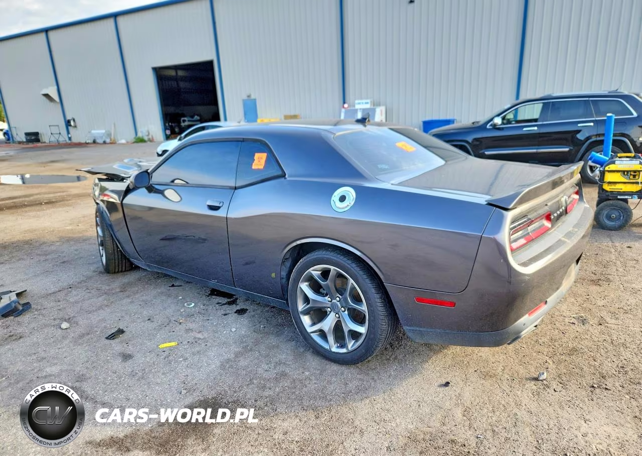 2018 Dodge Challenger Sxt VIN:2C3CDZAG9JH232843 - 2