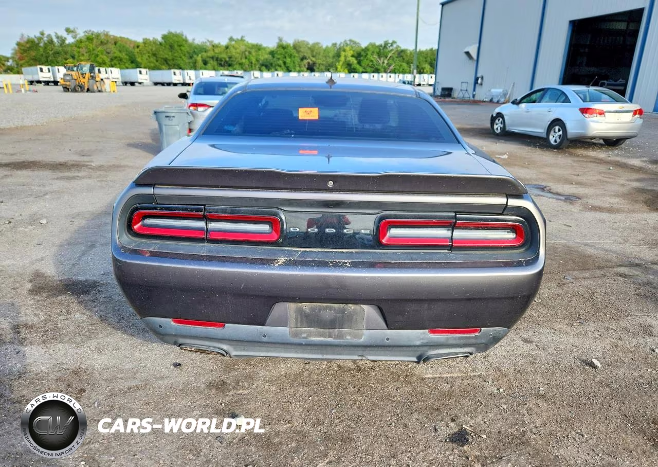 2018 Dodge Challenger Sxt VIN:2C3CDZAG9JH232843 - 6