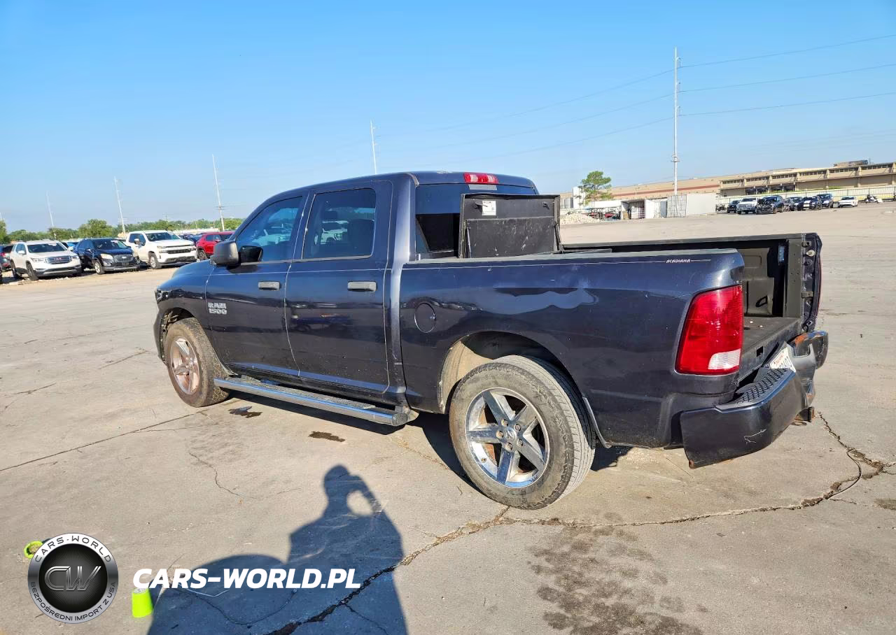 2018 Ram 1500 St VIN:1C6RR6KG1JS127573 - 2