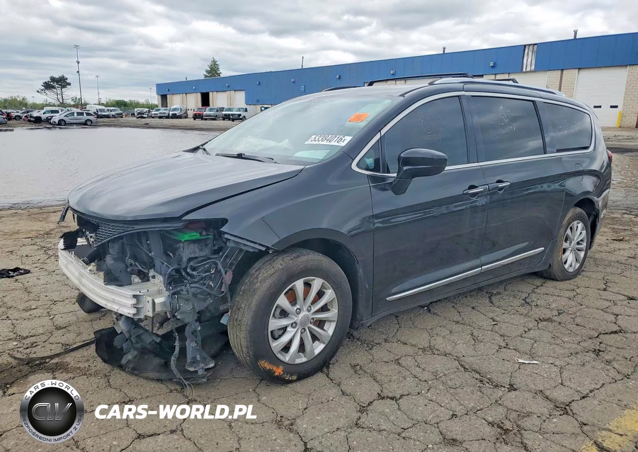 2019 Chrysler Pacifica Touring L – zdjęcie 1 z 12