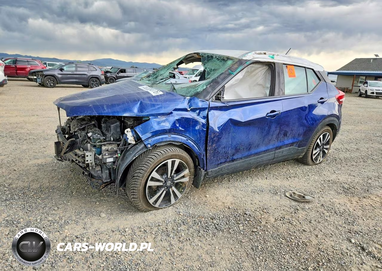 2020 Nissan Kicks Sv