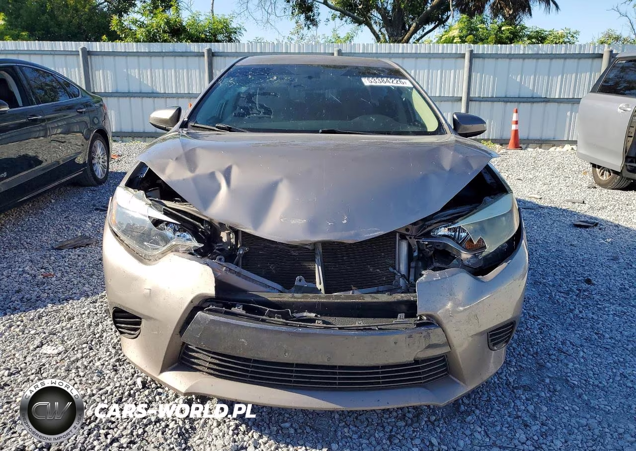 2016 Toyota Corolla Le VIN:2T1BURHEXGC699137 - 5
