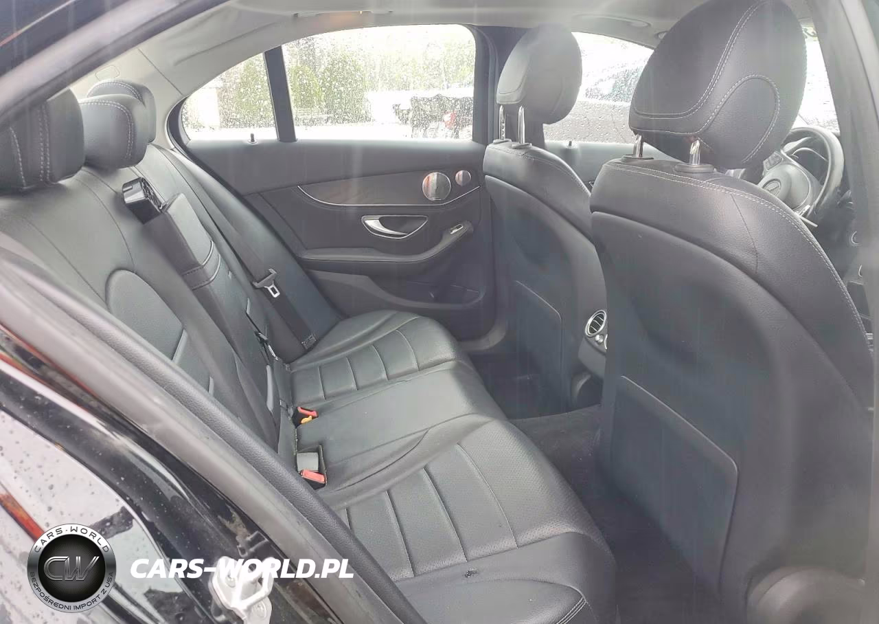 2015 Mercedes-Benz C 300 4Matic VIN:55SWF4KB0FU067950 - 10