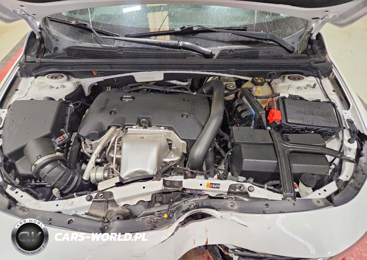 2018 Chevrolet Malibu Premier VIN:1G1ZE5SX4JF205375 - 11