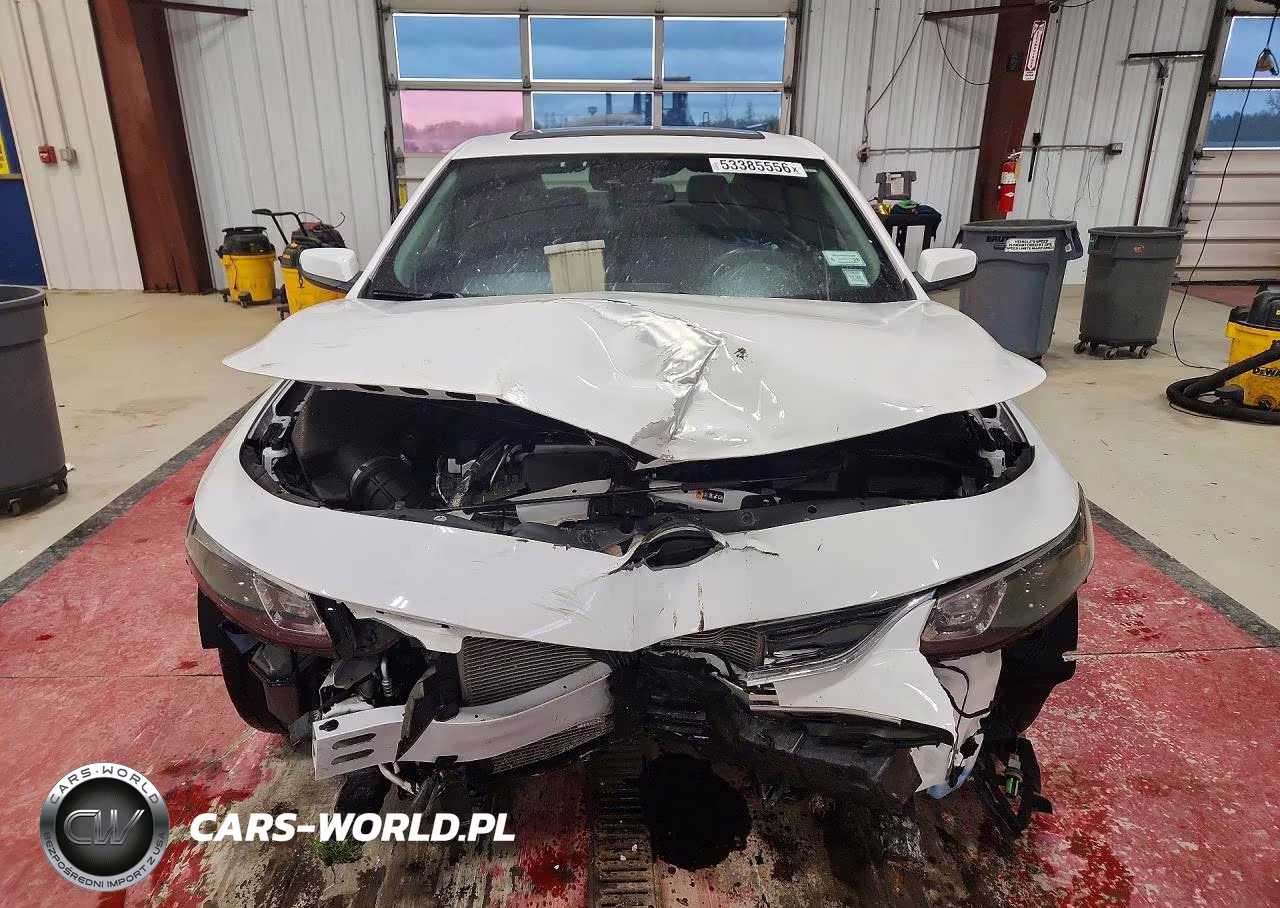2018 Chevrolet Malibu Premier VIN:1G1ZE5SX4JF205375 - 5