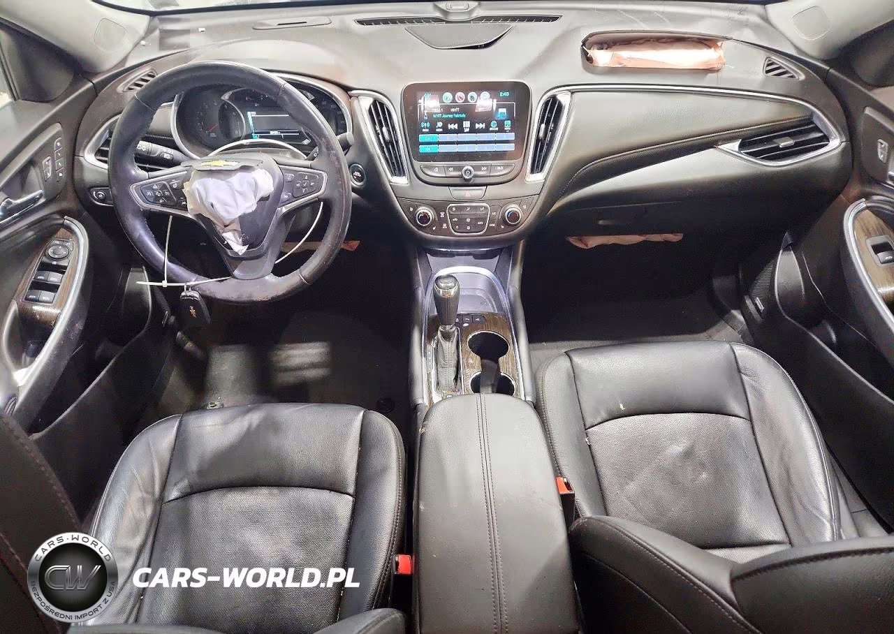 2018 Chevrolet Malibu Premier VIN:1G1ZE5SX4JF205375 - 8