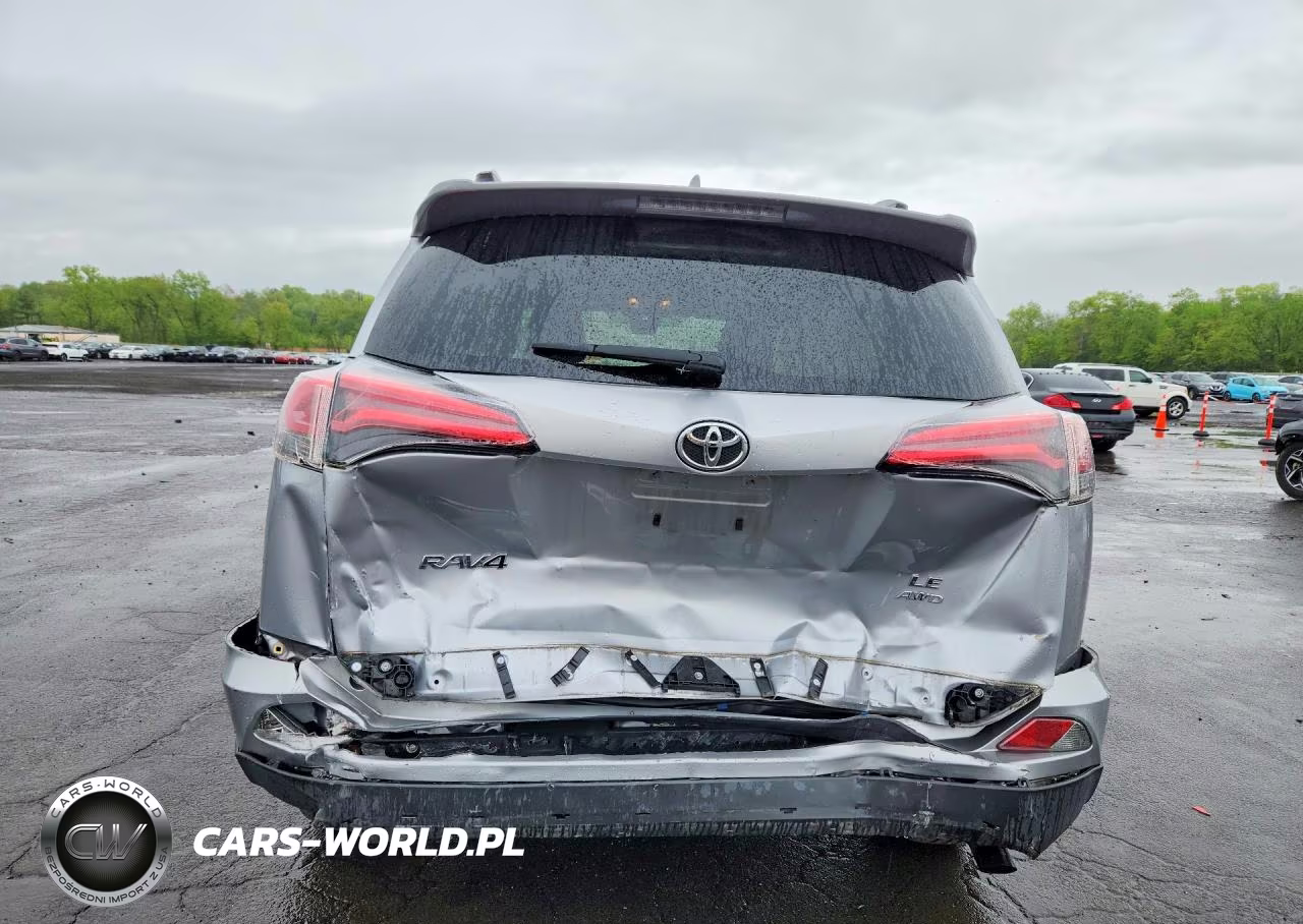2018 Toyota Rav4 Le VIN:JTMBFREV5JD252515 - 6