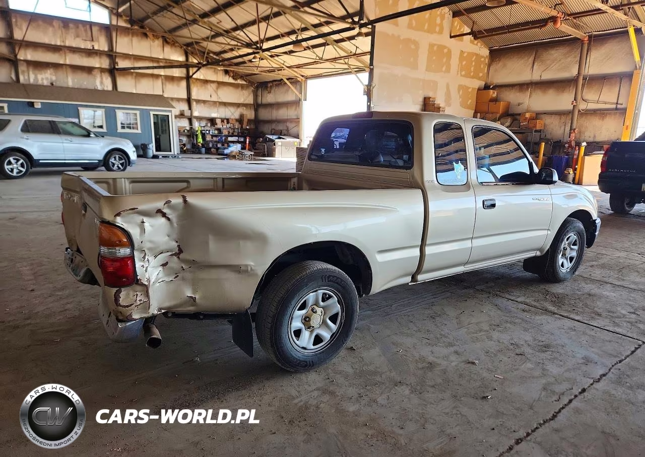 2002 Toyota Tacoma Xtracab VIN:5TEVL52NX2Z000867 - 3