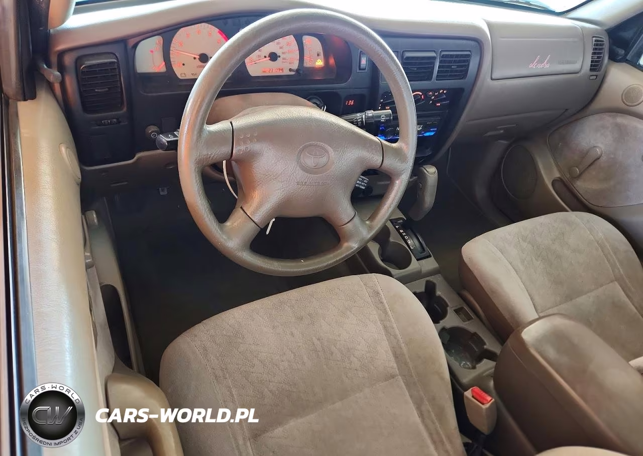 2002 Toyota Tacoma Xtracab VIN:5TEVL52NX2Z000867 - 8