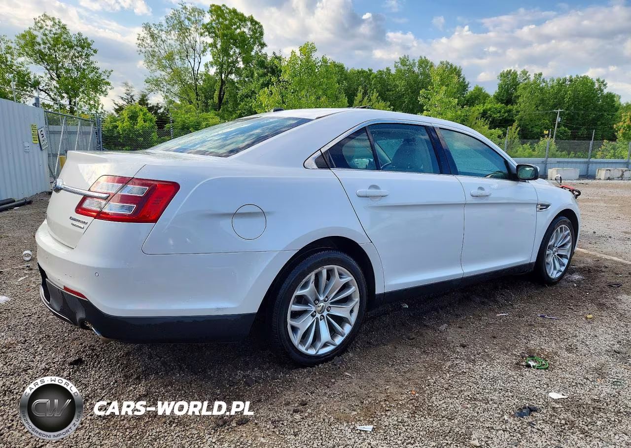 2014 Ford Taurus Limited VIN:1FAHP2F82EG152180 - 3