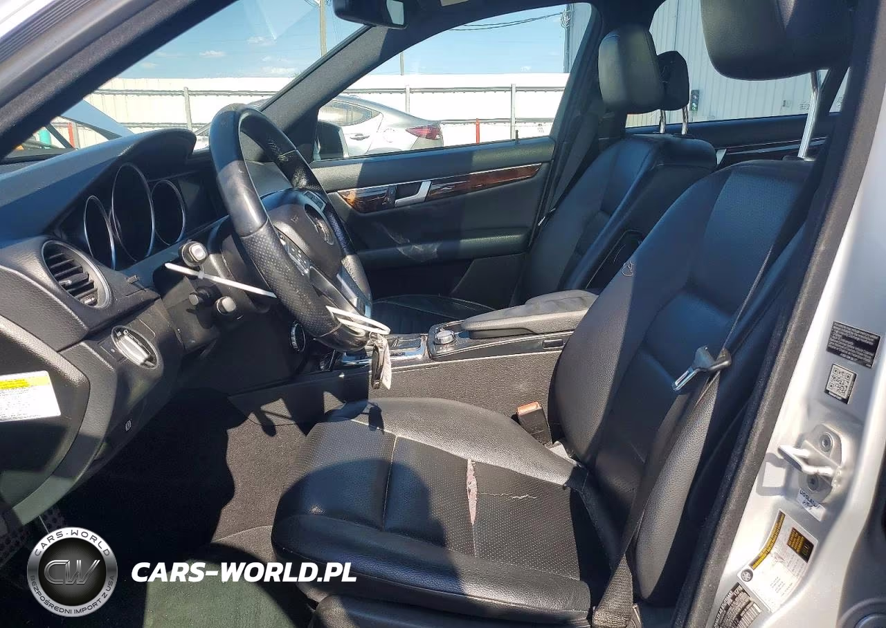 2014 Mercedes-Benz C 250 VIN:WDDGF4HB5EA928212 - 7