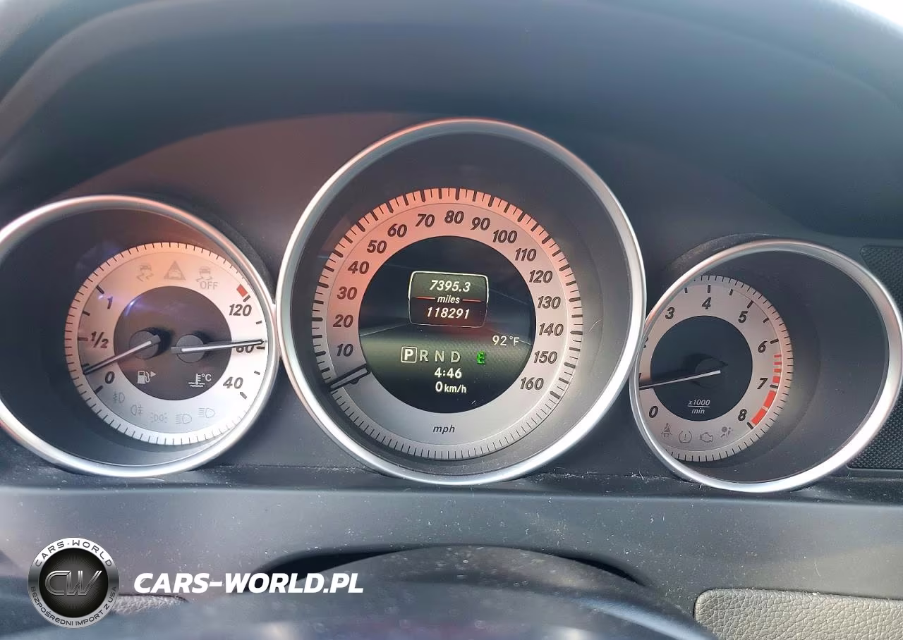 2014 Mercedes-Benz C 250 VIN:WDDGF4HB5EA928212 - 9