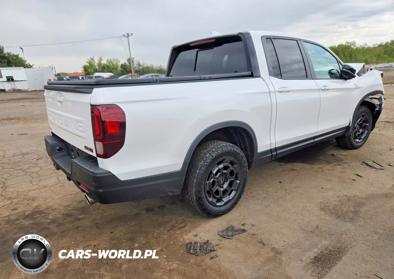 2025 Honda Ridgeline Trail Sport VIN:5FPYK3F7XSB043159 - 3