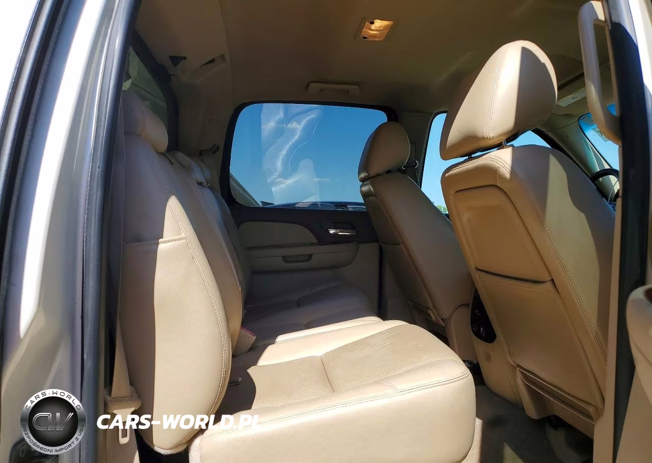 2013 Chevrolet Avalanche Ltz VIN:3GNTKGE73DG133107 - 10