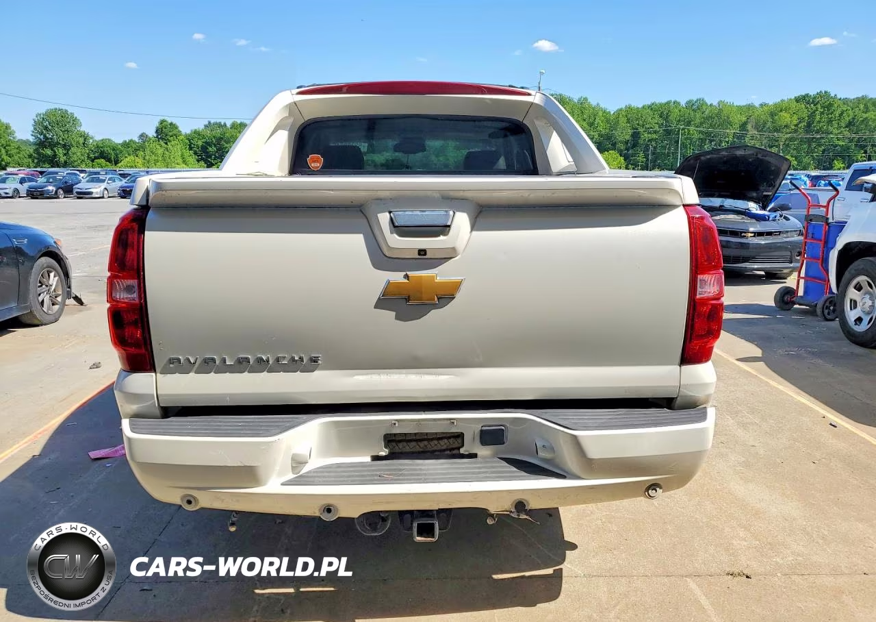 2013 Chevrolet Avalanche Ltz VIN:3GNTKGE73DG133107 - 6